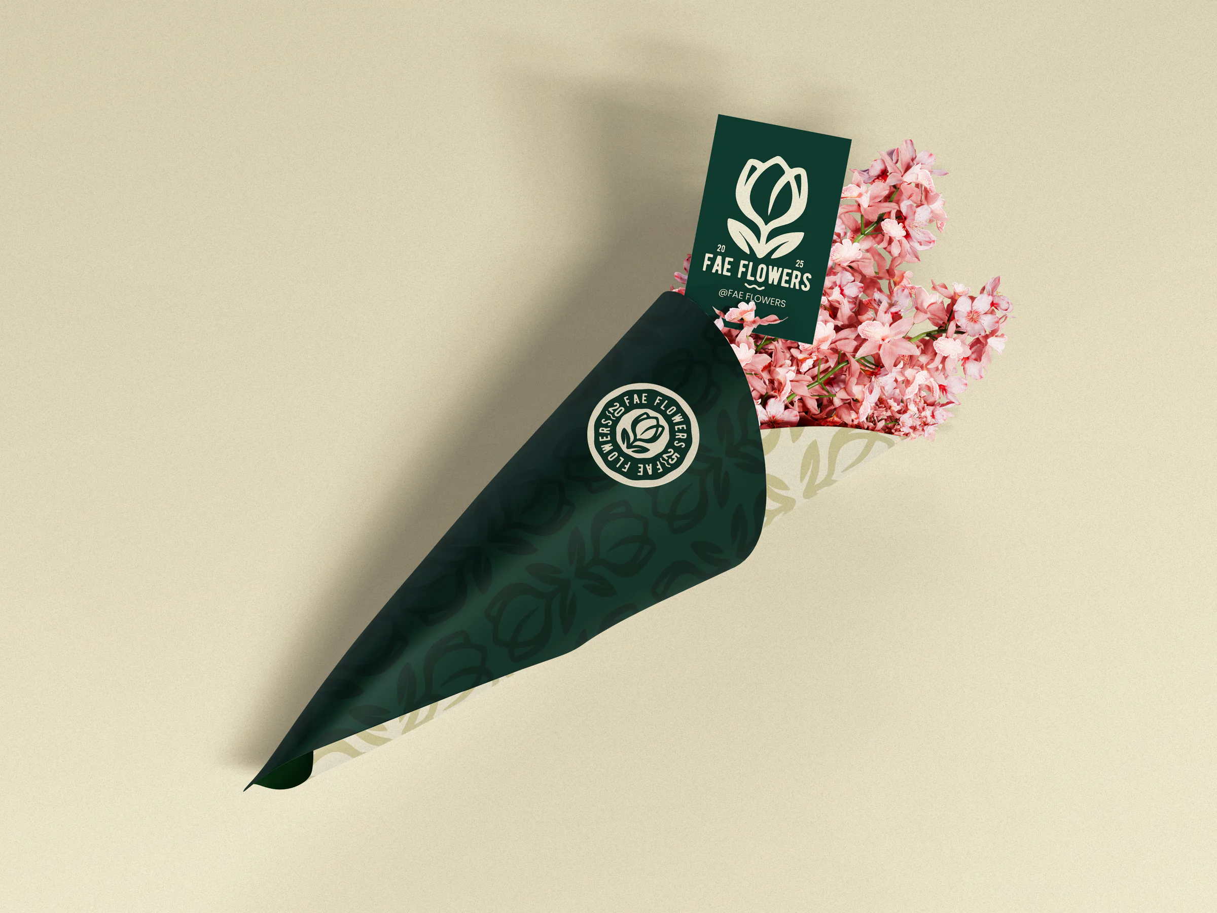 FAE Flowers coverbeeld met boeketverpakking en groen logo label